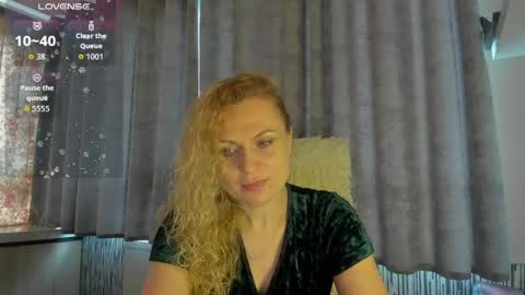 Snapshot of milanna_x chatting on 05.22.26 milanna_x online show from 05.22.26