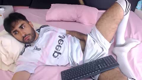 milanzaire online show from 09.29.25