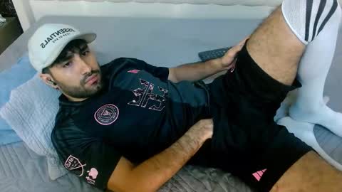 milanzaire online show from 12.18.25