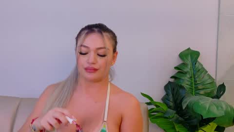 Sexy Mila  online show from 05.11.26