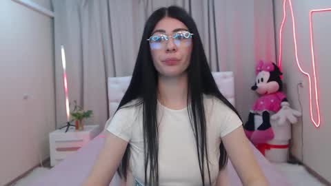 Snapshot of milasecretsss chatting on 05.16.26 milasecretsss online show from 05.16.26