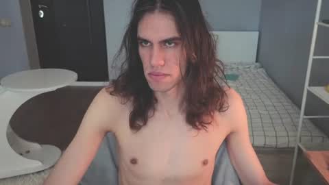 Snapshot of milaslovv chatting on 07.08.26 Mila online show from 07.08.26