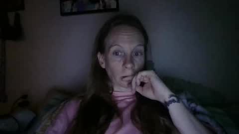Snapshot of milastoned chatting on 04.28.26 Mila online show from 04.28.26