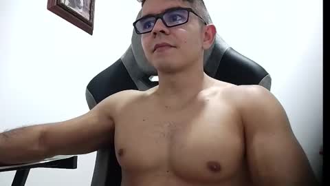 Snapshot of milcaritas3 chatting on 02.19.26 milcaritas3 online show from 02.19.26