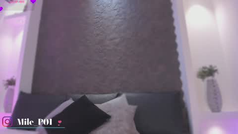 Snapshot of mile_perez chatting on 07.02.26 M I L E online show from 07.02.26