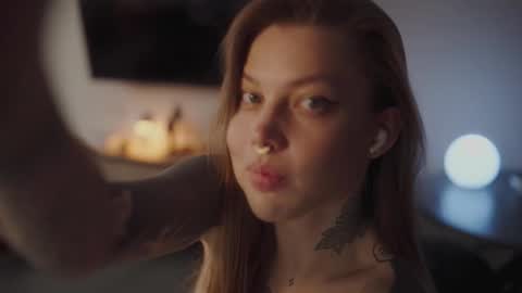 Snapshot of mileeena chatting on 09.22.25 M Telegram mamagotachannel online show from 09.22.25