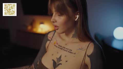 Snapshot of mileeena chatting on 11.12.25 M Telegram mamagotachannel online show from 11.12.25