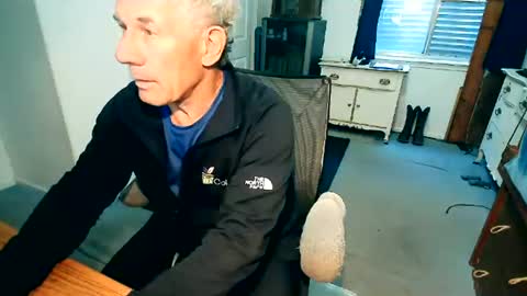 Snapshot of milehi1958 chatting on 06.15.26 Milehi1958 online show from 06.15.26
