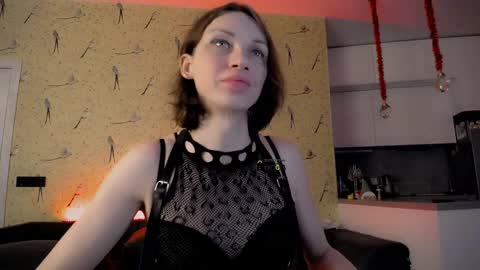 Milena Hardy online show from 01.04.25