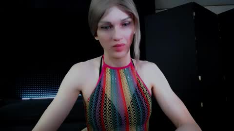 Milena Hardy online show from 10.15.25