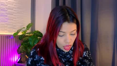 Snapshot of milena_lawson chatting on 11.10.25 milena_lawson online show from 11.10.25