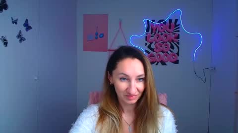 Snapshot of milena_sunny_ chatting on 02.17.26 Milena online show from 02.17.26