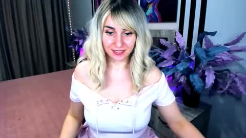 MilenaDaisy online show from 03.31.26