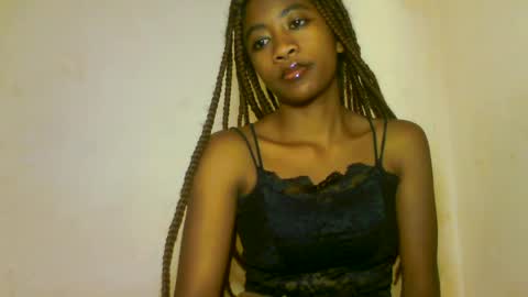 Snapshot of milennah chatting on 06.09.26 milennah online show from 06.09.26