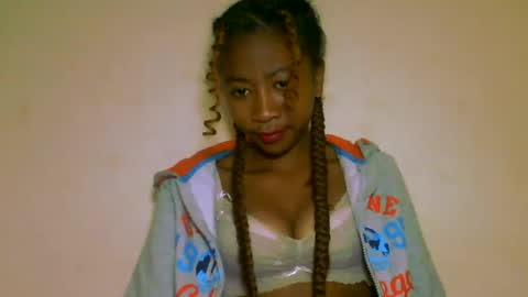 Snapshot of milennah chatting on 06.22.26 milennah online show from 06.22.26