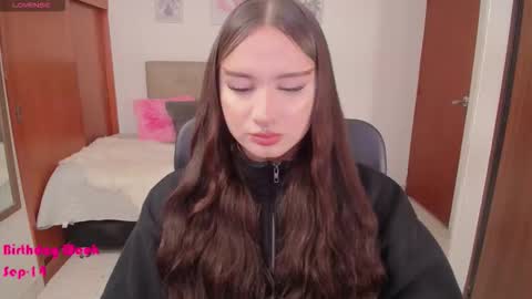 Snapshot of miley_baker chatting on 09.13.25 Miley online show from 09.13.25