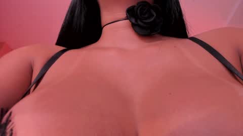 Snapshot of mileycruz_ chatting on 01.28.25 Miley Cruz IG miley model23 online show from 01.28.25