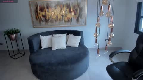 Snapshot of mileycruz_ chatting on 12.13.25 Miley Cruz IG miley model23 online show from 12.13.25