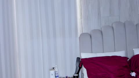 MILEY  online show from 10.04.25