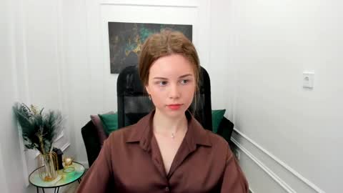 mileygloss online show from 05.31.26