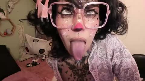 Snapshot of milf_onlyseduction chatting on 04.29.26 Isabella online show from 04.29.26