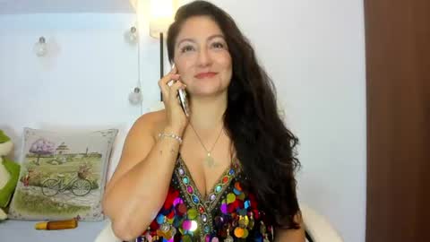 Snapshot of milfboobs_10 chatting on 07.18.26 Nakary Bustamante online show from 07.18.26