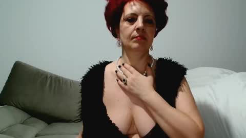 Milfsupreme online show from 01.19.25