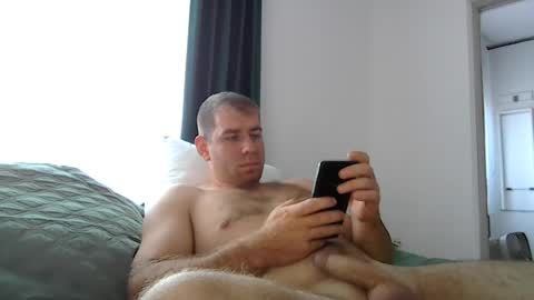 Snapshot of milfhunter195 chatting on 08.03.26 milfhunter195 online show from 08.03.26