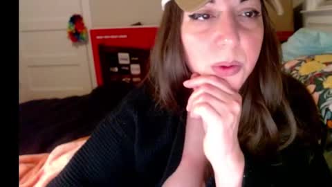 MILF Monee online show from 01.18.25