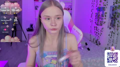 Snapshot of miliameow chatting on 12.15.24 Milia online show from 12.15.24