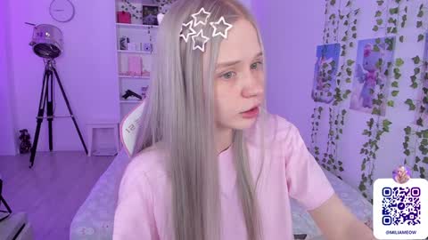 Snapshot of miliameow chatting on 12.25.24 Milia online show from 12.25.24