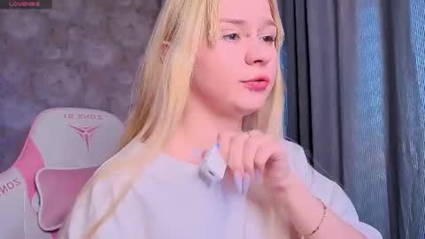 Milia online show from 06.15.26