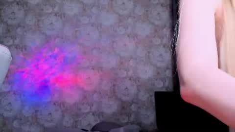 Snapshot of miliameow chatting on 06.24.26 Milia online show from 06.24.26