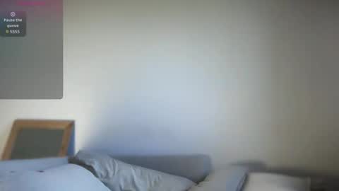 Snapshot of milkandhoneylullabies chatting on 09.29.25 Milk online show from 09.29.25