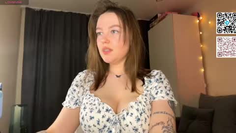 KiteNext stream  0300-0900UTS5 online show from 04.15.26