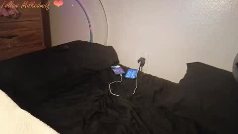 milkedmilf online show from 12.18.25