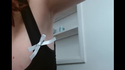 Amira online show from 03.12.26