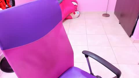 Snapshot of milky__boobs69 chatting on 12.31.24 vale online show from 12.31.24