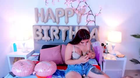 Snapshot of milky__boobs699 chatting on 04.23.26 milky__boobs699 online show from 04.23.26