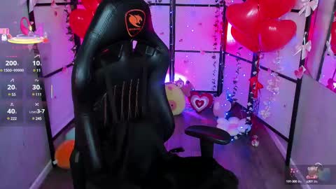 milky cute online show from 02.15.25