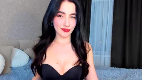 Snapshot of milla__moore chatting on 10.23.25 milla moore online show from 10.23.25