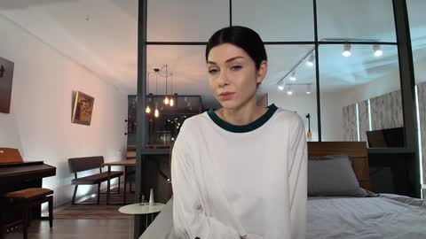 milla bella online show from 02.24.26