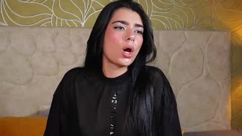 Snapshot of millabliss chatting on 10.05.25 MillaBliss online show from 10.05.25