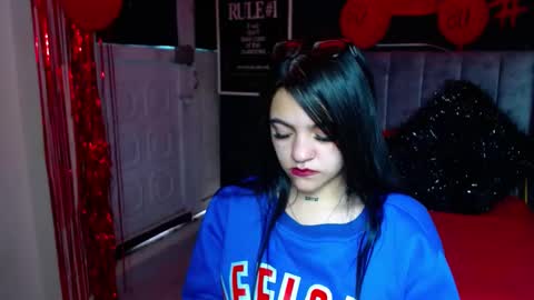 Snapshot of millacounisslosexanal chatting on 02.27.25 Violeta online show from 02.27.25