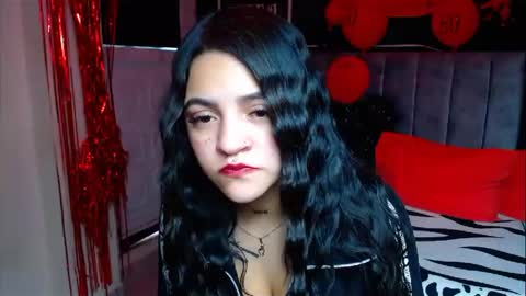 Snapshot of millacounisslosexanal chatting on 03.12.25 Violeta online show from 03.12.25