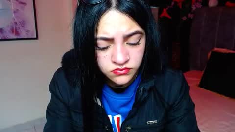 Snapshot of millacounisslosexanal chatting on 11.28.25 Violeta online show from 11.28.25