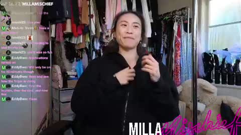 Snapshot of millamischief chatting on 07.12.26 Milla Mischief online show from 07.12.26
