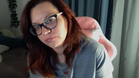 Snapshot of millapoolys chatting on 01.02.25 Milla online show from 01.02.25