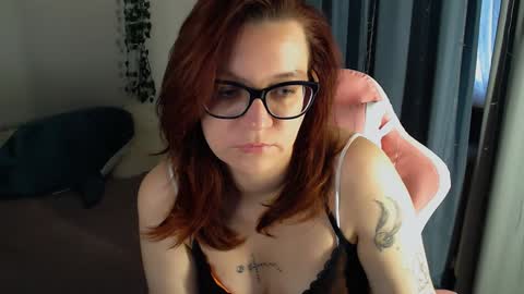 Snapshot of millapoolys chatting on 01.15.25 Milla online show from 01.15.25