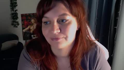 Snapshot of millapoolys chatting on 10.10.25 Milla online show from 10.10.25